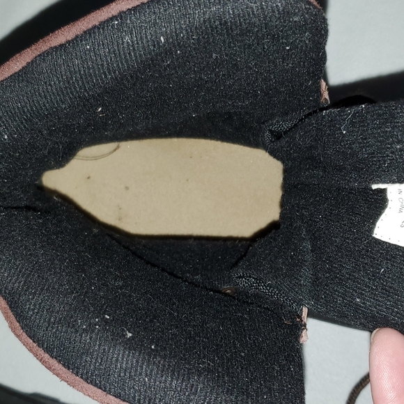 Boots - Picture 6 of 10